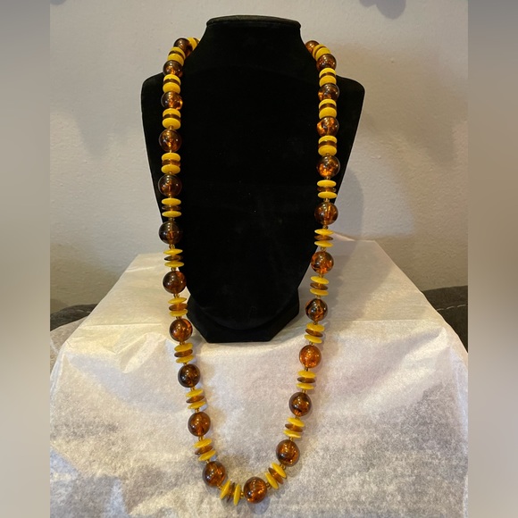 Vintage Amber Necklace - Picture 1 of 4